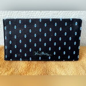 Vera Bradley Checkbook Cover Classic  NWT